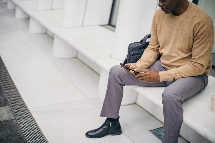 Tech-Savvy Travels: A List of Apps That Make Business Trips a Breeze