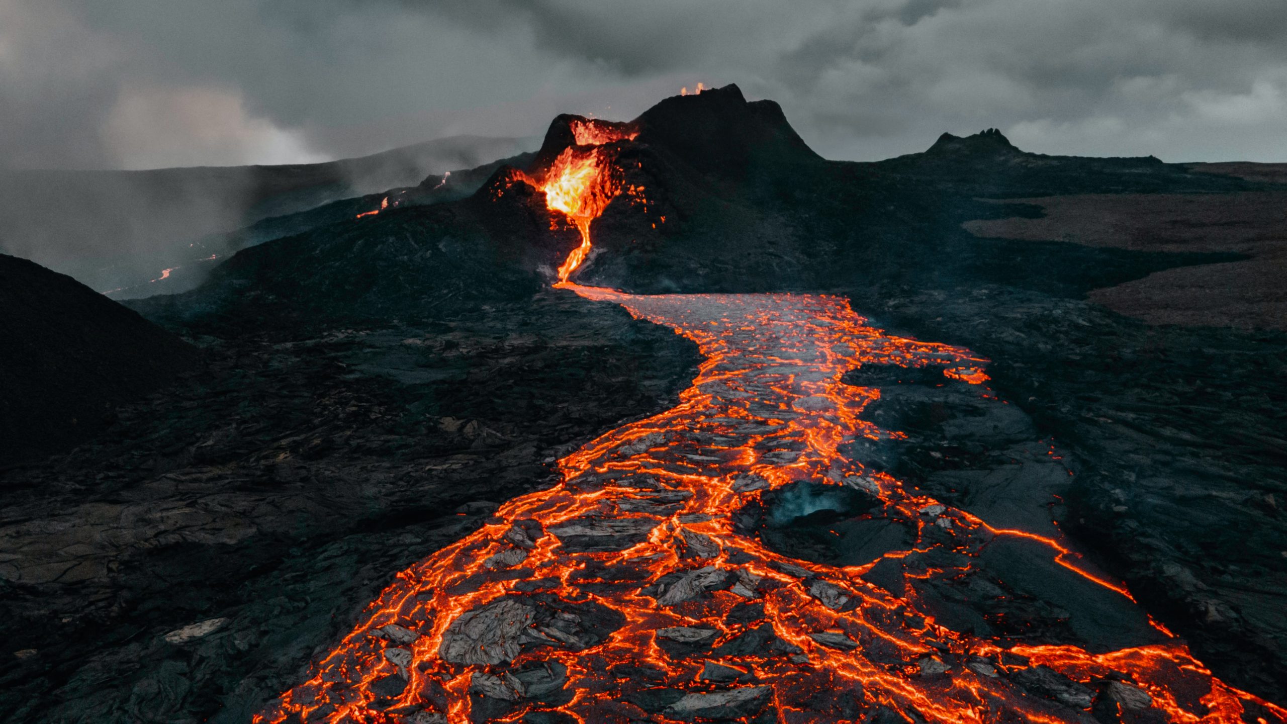 6 Tips For Surviving A Volcanic Eruption – Global Rescue
