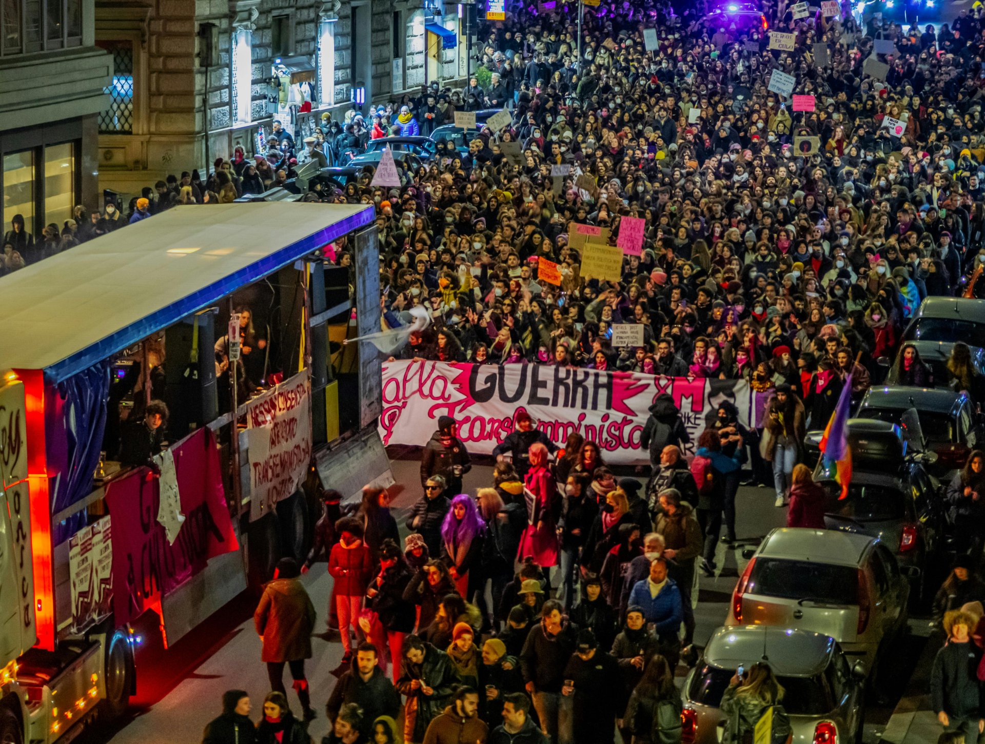 What Separates Prepared Travelers From Vulnerable Travelers During Protests?