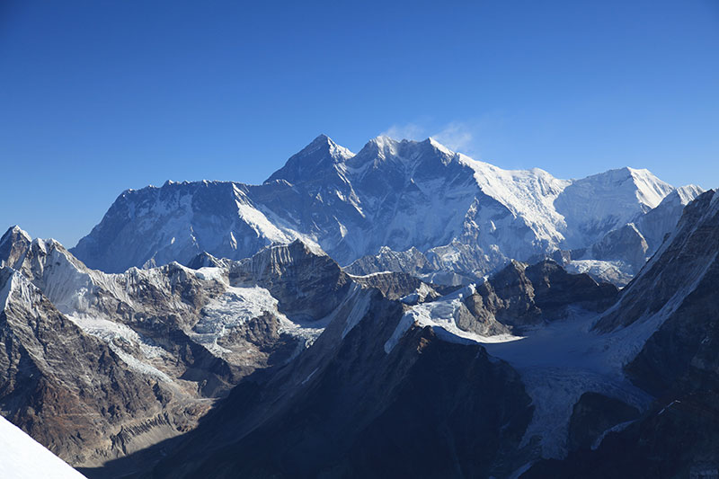 Mount-Everest-courtesy-Mark_Aiston