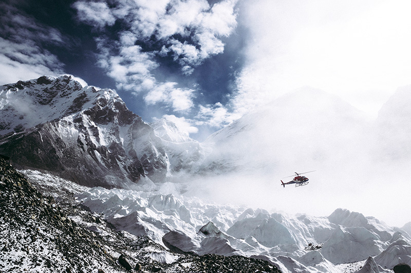 rescue-on-Everest,-Nepal